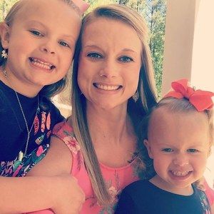 Meet your Posher, Kayla